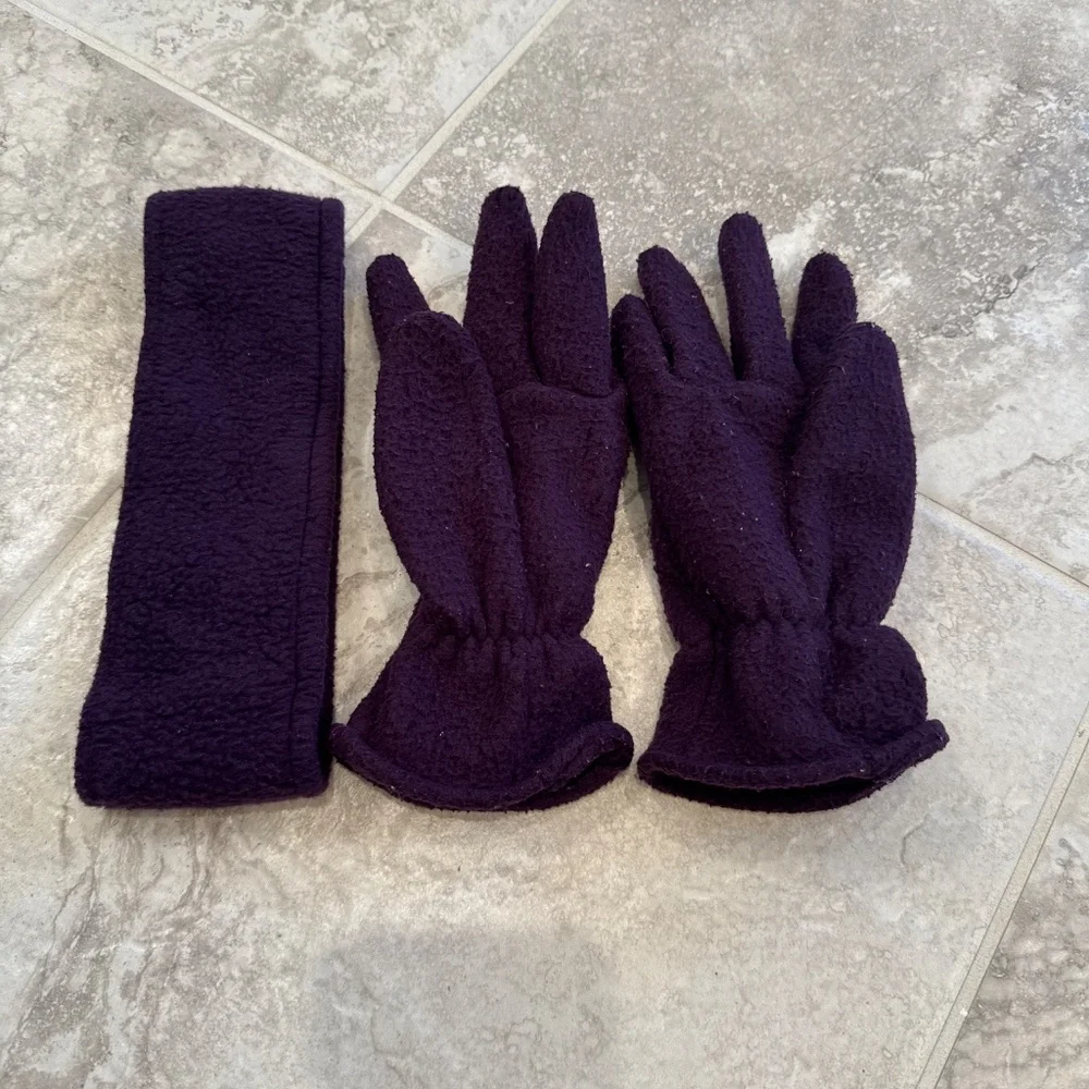 Fleece headband and glove set